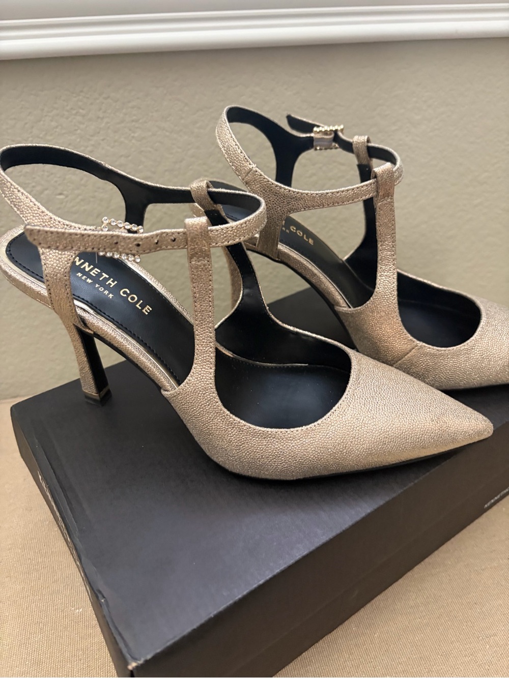 Kenneth Cole Gold T‑Strap Pointed Toe Heels